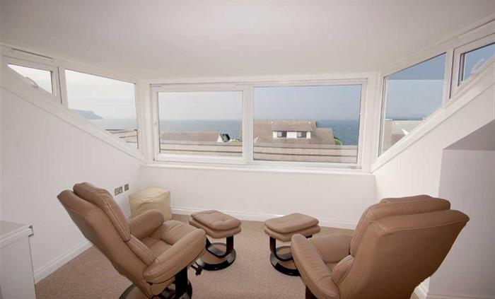Whitecaps-room-with-a-View
